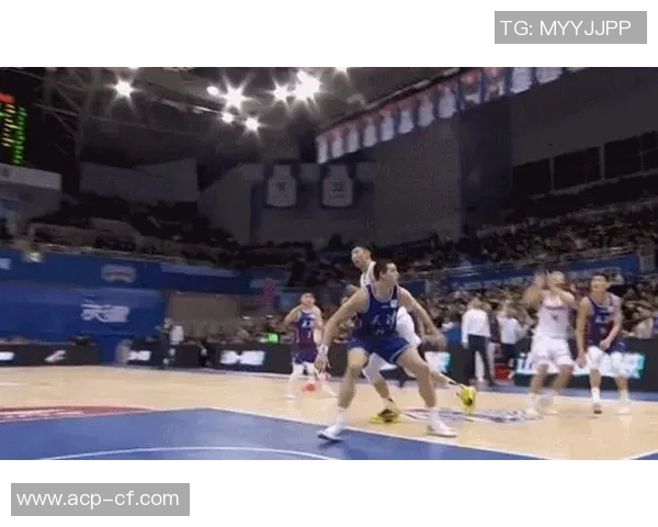 姚明在比赛中担任裁判的精彩瞬间视频回顾与分析