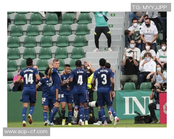 德甲惊喜战报皇马逆转里昂引发全场狂欢时刻