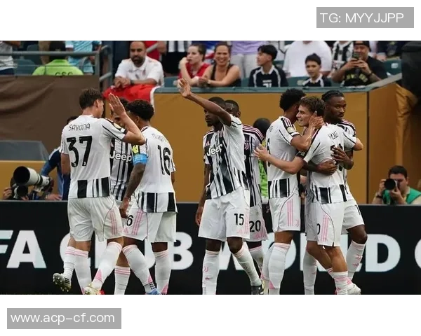 中超激战那不勒斯与皇马握手言和红牌事件引发全场热议 中超激战那不勒斯与皇马握手言和红牌事件引发全场热议