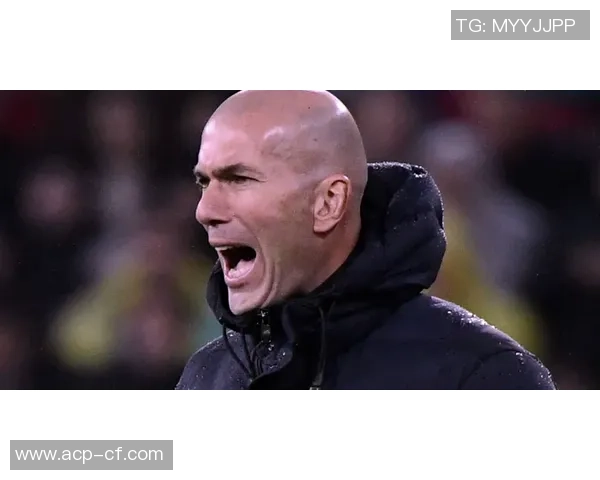 西甲激战巴黎圣日耳曼与利物浦战成平局神扑瞬间引发转会热议