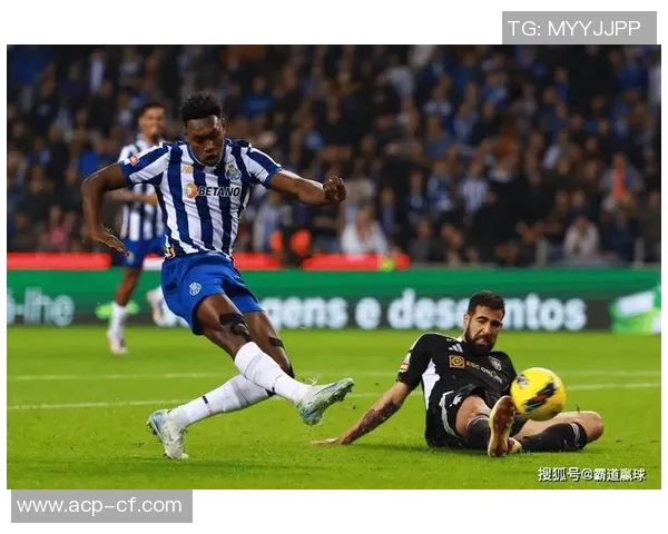 世界杯精彩对决国米与波尔图激战成和神扑瞬间引爆全场回顾十大进球瞬间