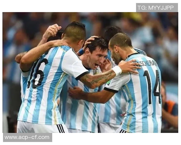 国王杯惊天冷门里昂狂胜热刺五球乌龙瞬间引发全场沸腾